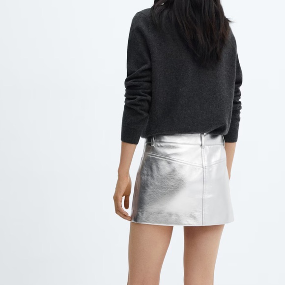 NWT MANGO Metallic leather-effect mini-skirt - Picture 4 of 11